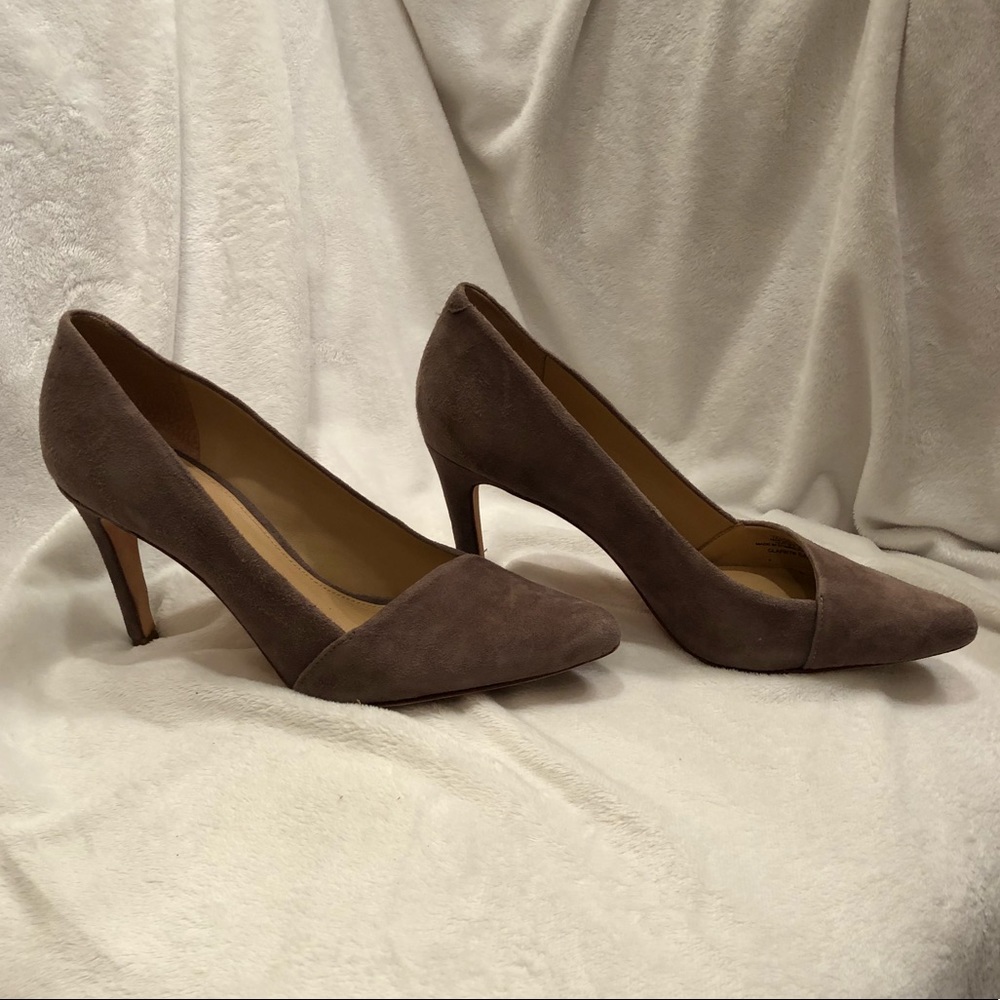 Antonio Melani taupe suede pumps